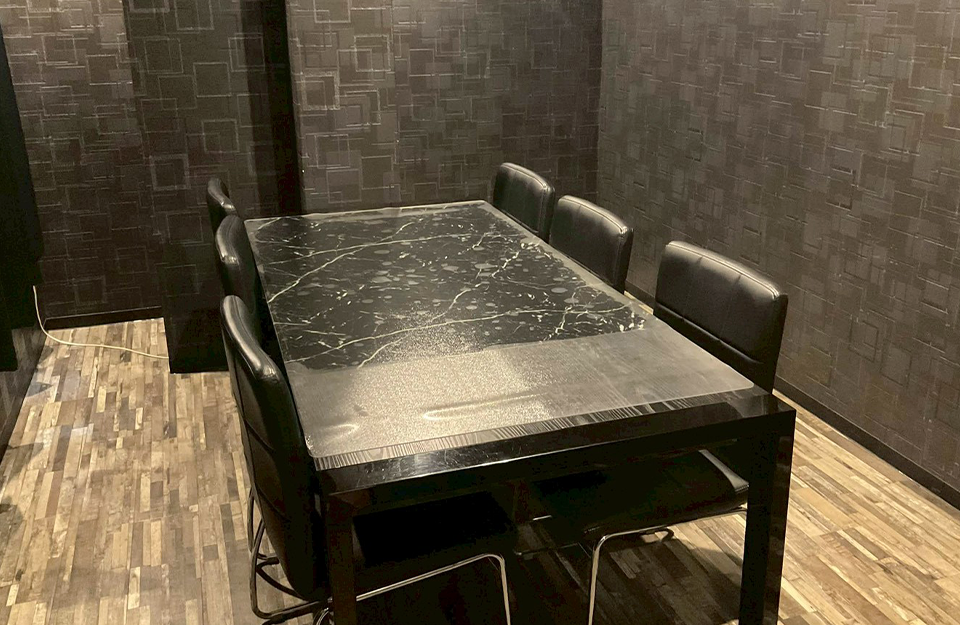 黒部屋
